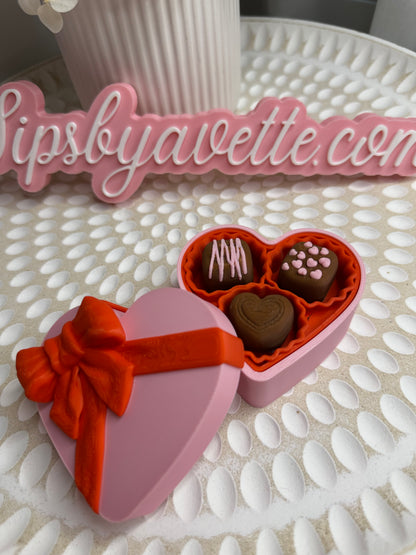 CHOCOLATE HEART BOX CLICKER
